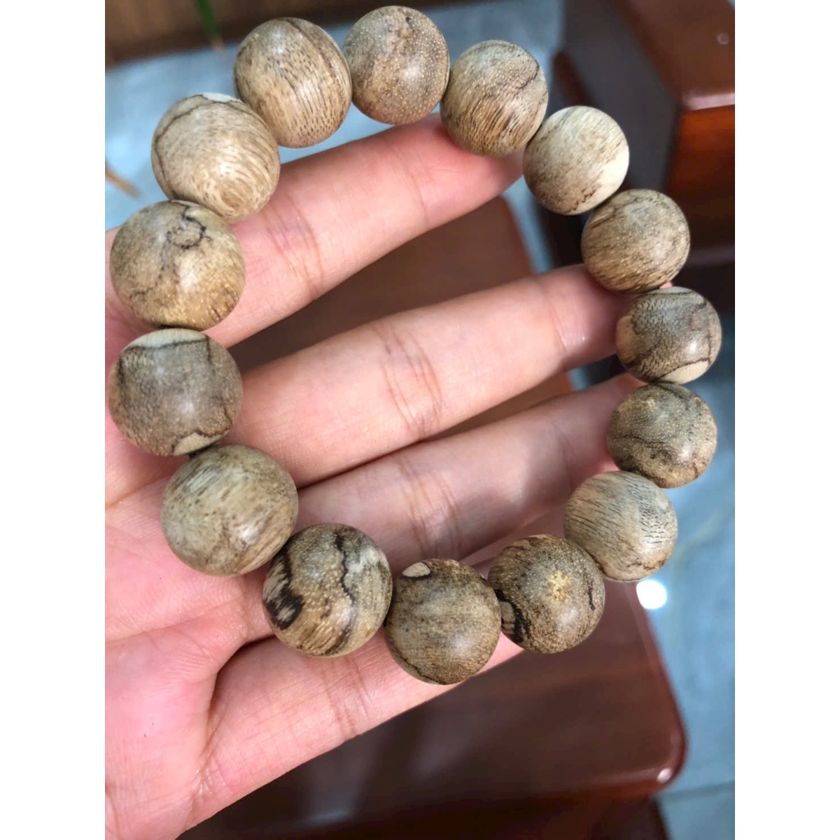 Vòng Trầm Hương Nam 14mm Trầm Banh Tự Nhiên — ảnh 5