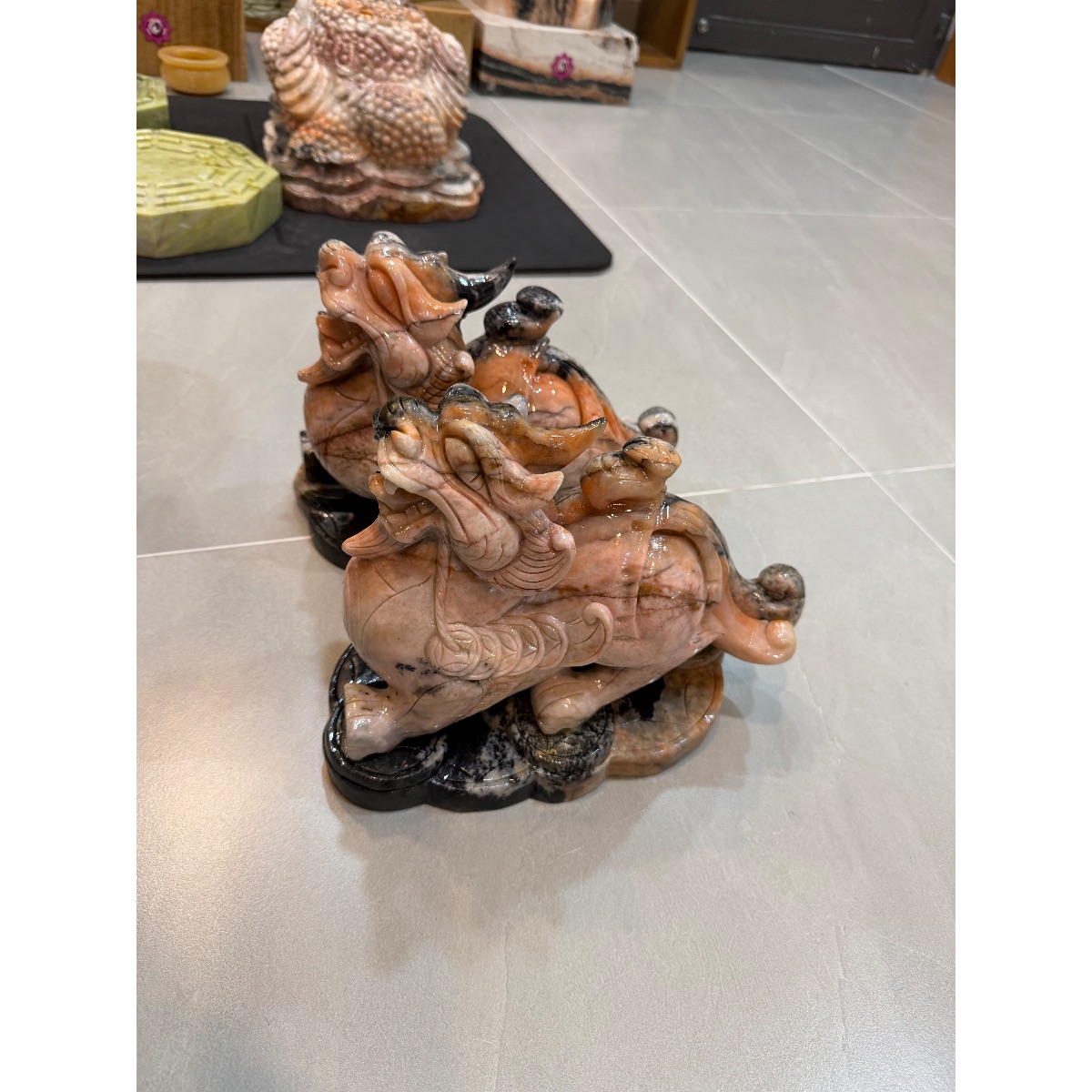 Tỳ hưu ngọc ngũ sắc Liên Hoa 27 cm tạc thủ công từ ngọc tự nhiên — ảnh 3