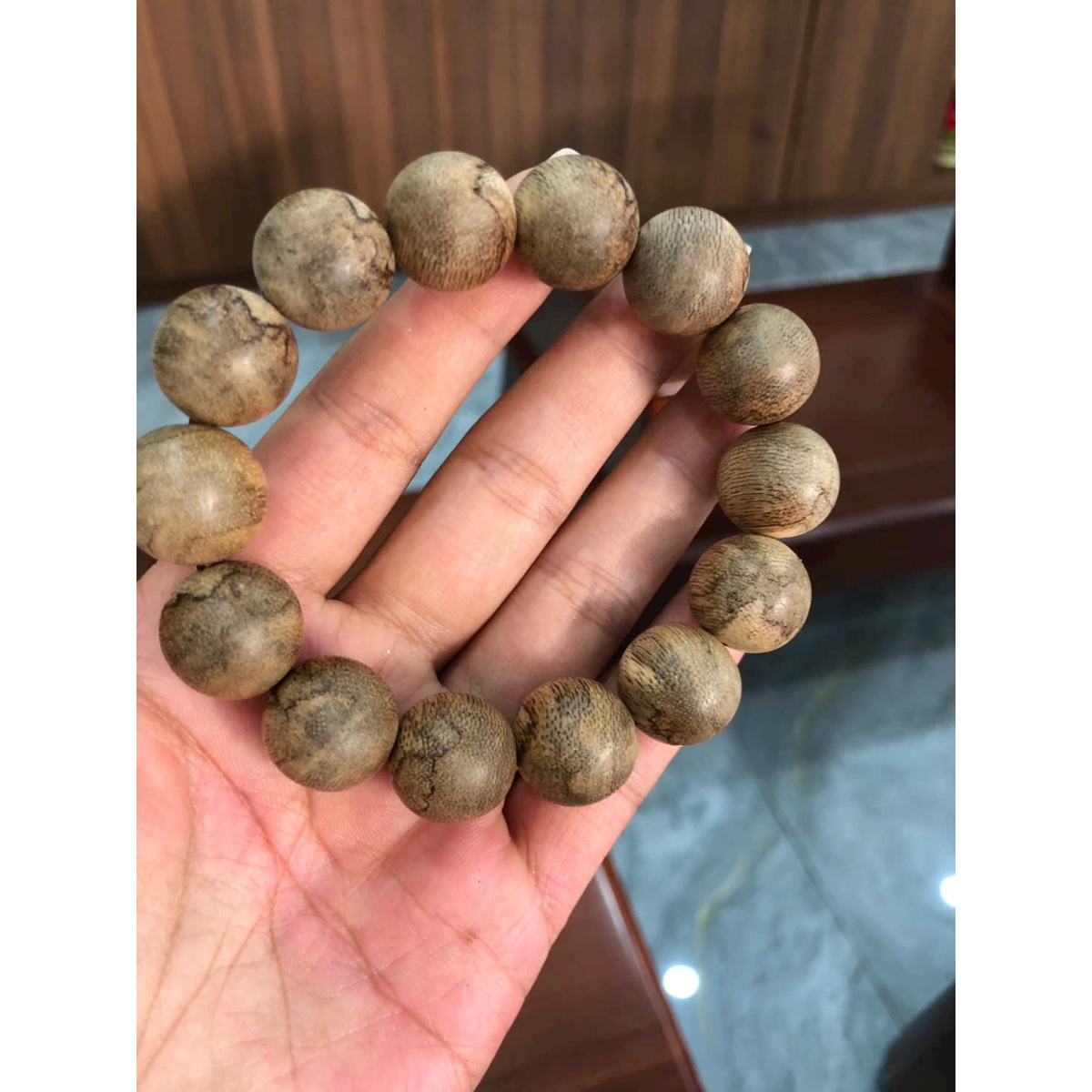 Vòng Trầm Hương Nam 14mm Trầm Banh Tự Nhiên — ảnh 3