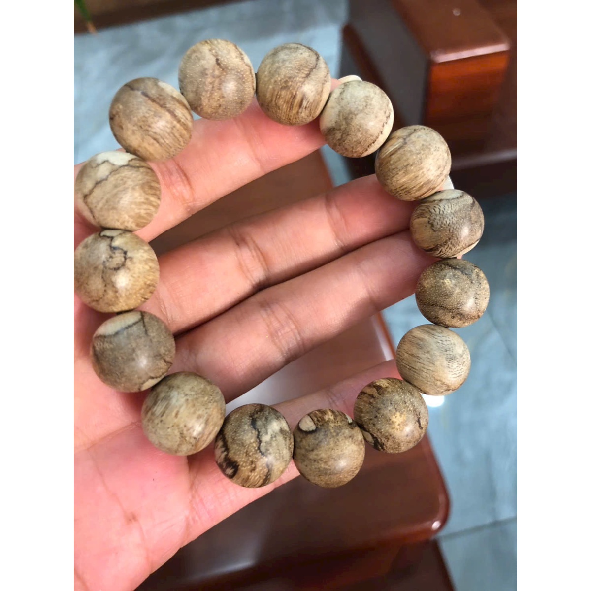 Vòng Trầm Hương Nam 14mm Trầm Banh Tự Nhiên — ảnh 4