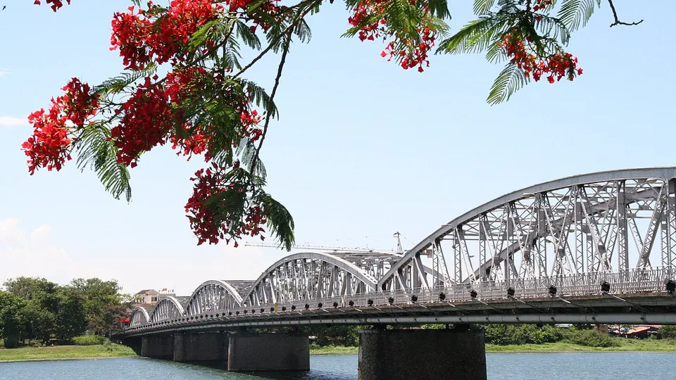 Ảnh đại diện Cầu Trường Tiền, Thành phố Huế