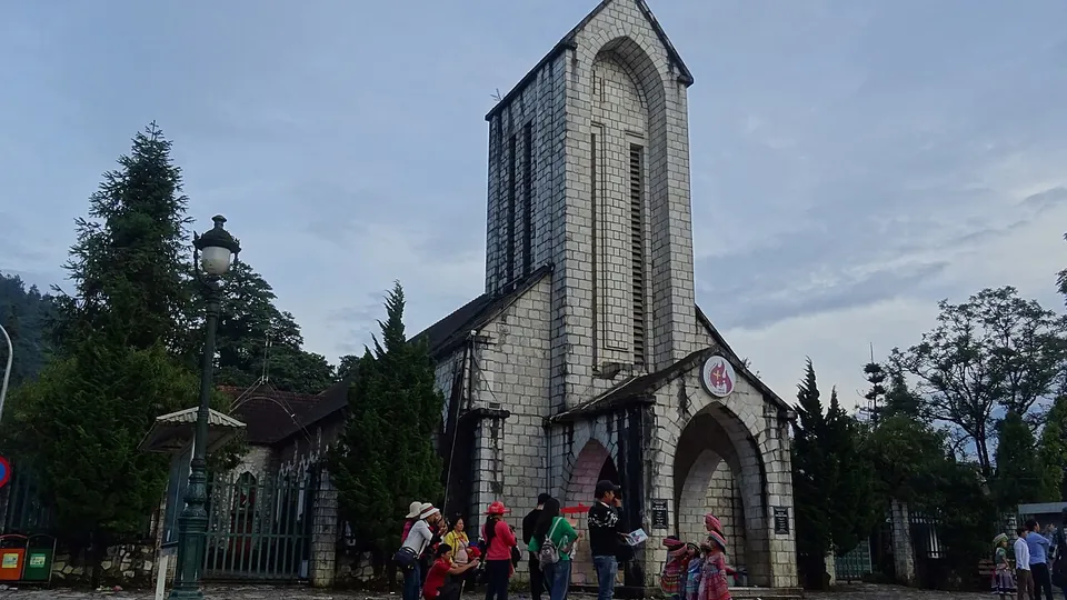 Ảnh đại diện Nhà thờ đá Sa Pa, Lào Cai