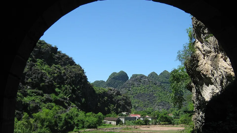 Ảnh đại diện Động Am Tiên, Ninh Bình