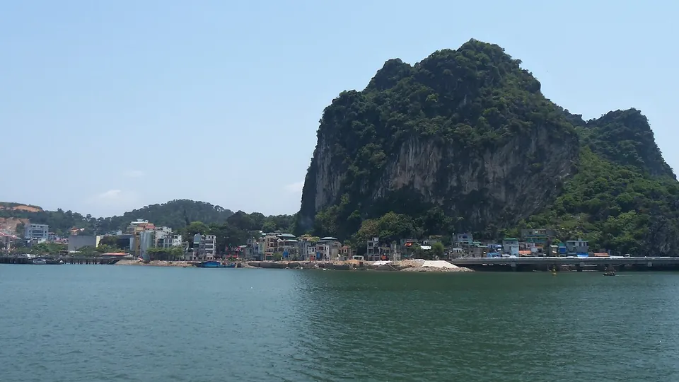 Ảnh đại diện Núi Bài Thơ, Quảng Ninh